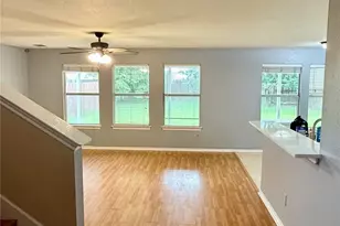 2707 Prairie Creek Dr, McKinney, TX 75071 - Photo 2