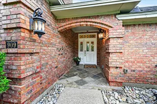 909 San Saba Dr, Southlake, TX 76092 - Photo 2