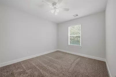 931 W Collins Street, Denison, TX 75020 - Photo 12