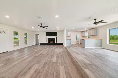 1285 Farm Road 196, Pattonville, TX 75468 - Photo 12