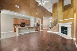 1008 Linden Dr, Burleson, TX 76028 - Photo 6