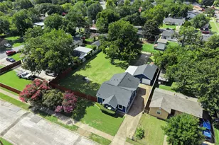 4014 Poinsettia Dr, Dallas, TX 75211 - Photo 16