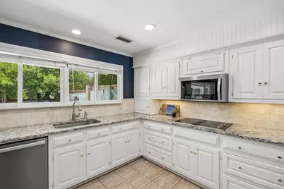 1 Crown Place, Richardson, TX 75080 - Photo 12