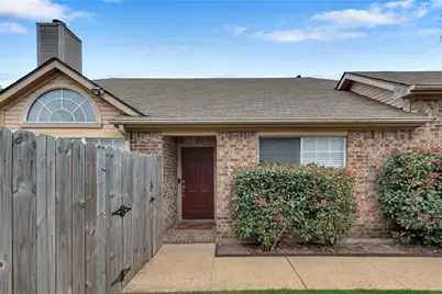 2142 Glen Heights Drive, Garland, TX 75044 - Photo 2