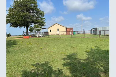 12165 Fm 103, Nocona, TX 76255 - Photo 10