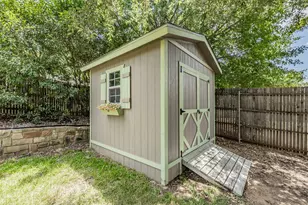 2536 Oak Brook Dr, Bedford, TX 76021 - Photo 38