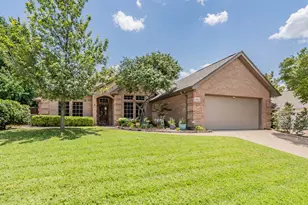 2536 Oak Brook Dr, Bedford, TX 76021 - Photo 1