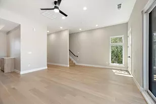 4060 Spring Valley Rd, Farmers Branch, TX 75244 - Photo 14
