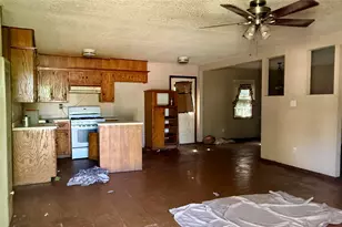 509 N 10th St, Sanger, TX 76266 - Photo 6