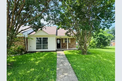 821 Colchester Drive, Mesquite, TX 75149 - Photo 2