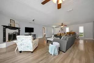 2727 Buffalo Dr, Arlington, TX 76013 - Photo 6