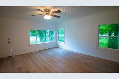 401 W Carolina Street, Palestine, TX 75803 - Photo 14