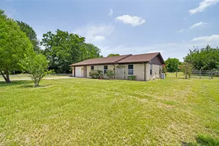 6105 Country Corner Ln, Terrell, TX 75161 - Photo 2