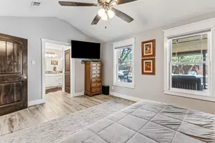 304 W Links Dr, Godley, TX 76044 - Photo 26