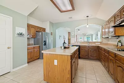 2740 Beacon Hill Drive, Rockwall, TX 75087 - Photo 6