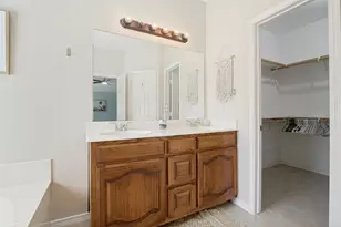 2740 Beacon Hill Dr, Rockwall, TX 75087 - Photo 18