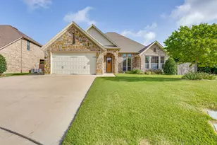 2946 Masters Ct N, Burleson, TX 76028 - Photo 1
