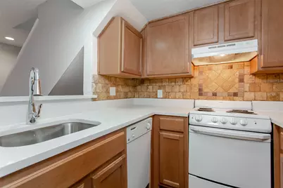 1901 N Fitzhugh Avenue #1, Dallas, TX 75204 - Photo 10