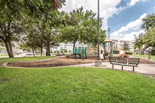 1901 N Fitzhugh Ave, Dallas, TX 75204 - Photo 28