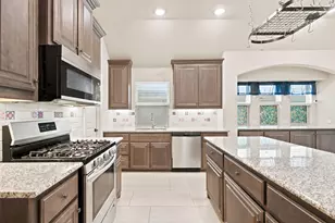 1509 Yellowthroat Dr, Little Elm, TX 75068 - Photo 2