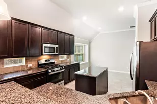 16609 Spence Park Ln, Prosper, TX 75078 - Photo 10