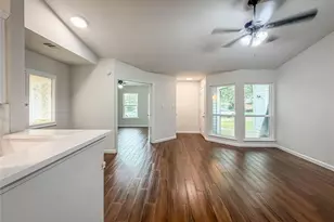 406 Dollins St, Cedar Hill, TX 75104 - Photo 8