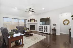 525 Yellowstone Dr, Celina, TX 75009 - Photo 4