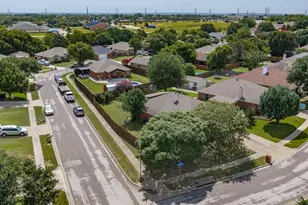 6003 Brookfall Dr, Arlington, TX 76018 - Photo 36