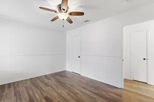 6003 Brookfall Dr, Arlington, TX 76018 - Photo 16