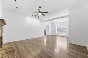 6003 Brookfall Dr, Arlington, TX 76018 - Photo 6