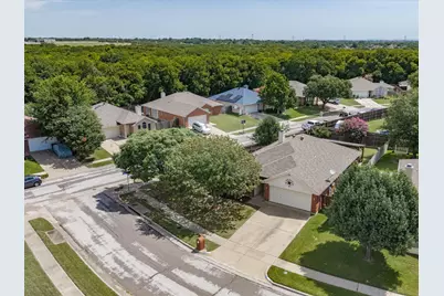 6003 Brookfall Drive, Arlington, TX 76018 - Photo 34