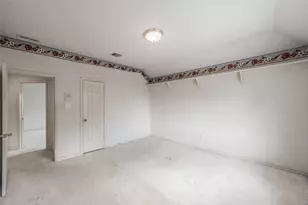 2325 Valley Falls Ave, Mesquite, TX 75181 - Photo 22