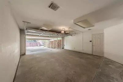 2325 Valley Falls Avenue, Mesquite, TX 75181 - Photo 4