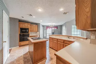 2325 Valley Falls Ave, Mesquite, TX 75181 - Photo 34