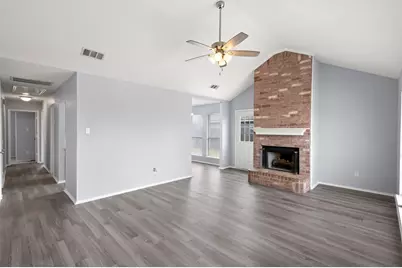 1516 S Rockwall Avenue, Terrell, TX 75160 - Photo 2