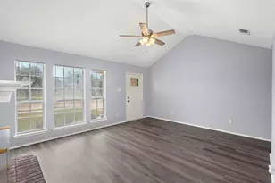 1516 S Rockwall Ave, Terrell, TX 75160 - Photo 4