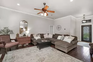 806 N Tejas Dr, Sanger, TX 76266 - Photo 4