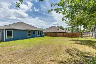 1305 Eagle Lake Drive, Azle, TX 76020 - Photo 24