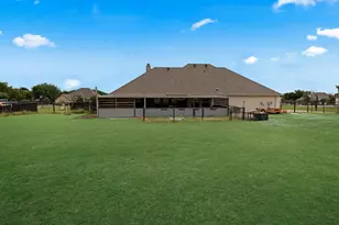 120 Lone Star Wy, Godley, TX 76044 - Photo 36