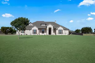 120 Lone Star Wy, Godley, TX 76044 - Photo 1
