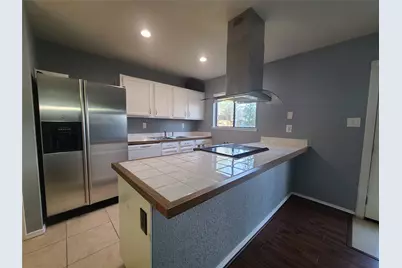 5644 Perrin Street, The Colony, TX 75056 - Photo 4