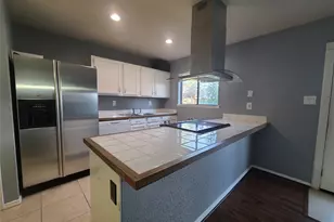 5644 Perrin St, The Colony, TX 75056 - Photo 4