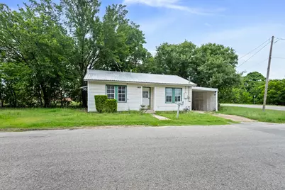 1141 W McNeill Street, Stephenville, TX 76401 - Photo 2