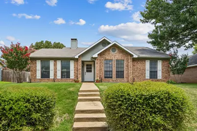 807 Blue Oak Drive, Lewisville, TX 75067 - Photo 1