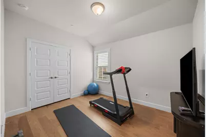 2091 Creekbluff Circle, Lewisville, TX 75010 - Photo 20