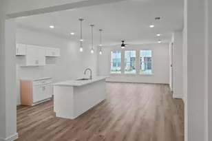 9620 Thorncrown Ln, Fort Worth, TX 76179 - Photo 8