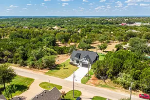 27027 Stonewood Dr, Whitney, TX 76692 - Photo 36