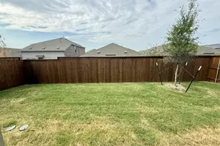 14212 Bechler St, Pilot Point, TX 76258 - Photo 2