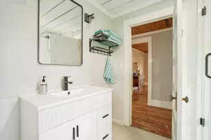 1015 N College St, McKinney, TX 75069 - Photo 14