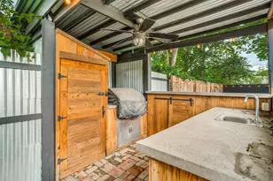 1015 N College St, McKinney, TX 75069 - Photo 22